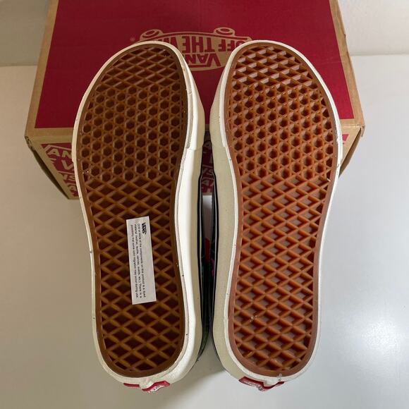 NWT Vans Sk8-Hi 138 Decon Sneaker V66 Black Multi Size M8.5 W10.0 VN0A3MV1W95 - Picture 6 of 7